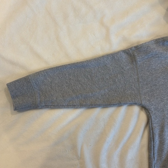 Roots kids long kanga hoodie in grey size youth small 5-6 years old - Picture 4 of 11